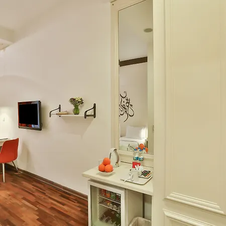 Hotel Senatus - Special Class Istanboel