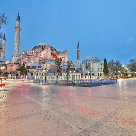 Senatus - Special Class Отель