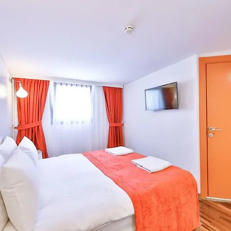 Senatus - Special Class Szálloda 3*