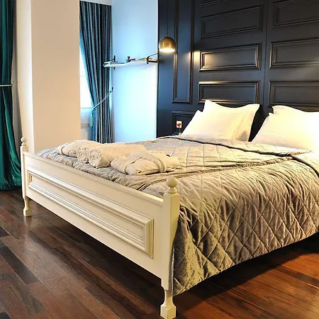 Senatus - Special Class 3*