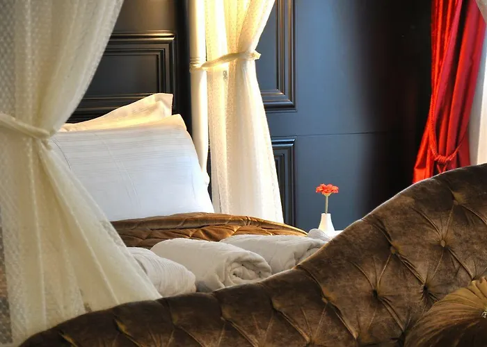 Senatus - Special Class Hotel