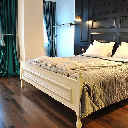 Senatus - Special Class Hotel